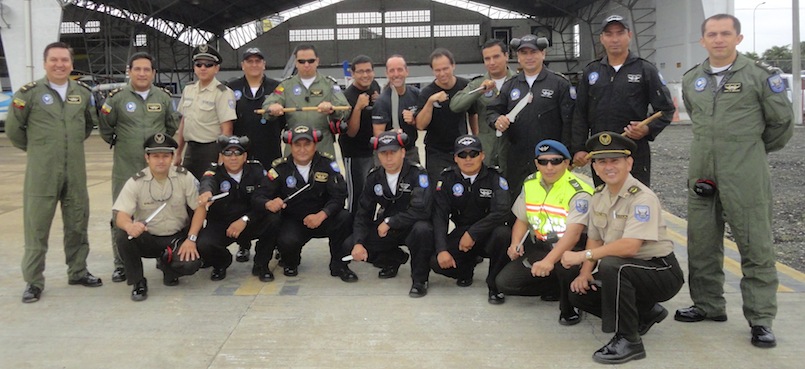 Taller Policia Aerea Guayaquil Ecuador 4/junio/13